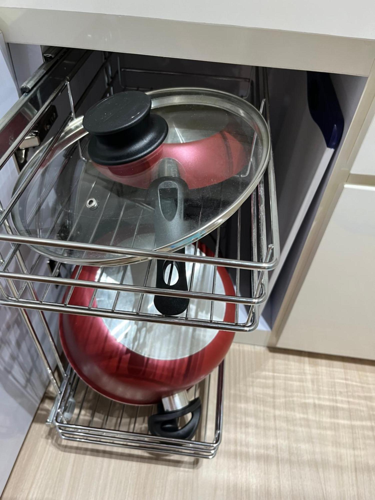 Apartment 2br Fully Furnished Trees Residences Near Sm Fairview With Netflix And Karaoke