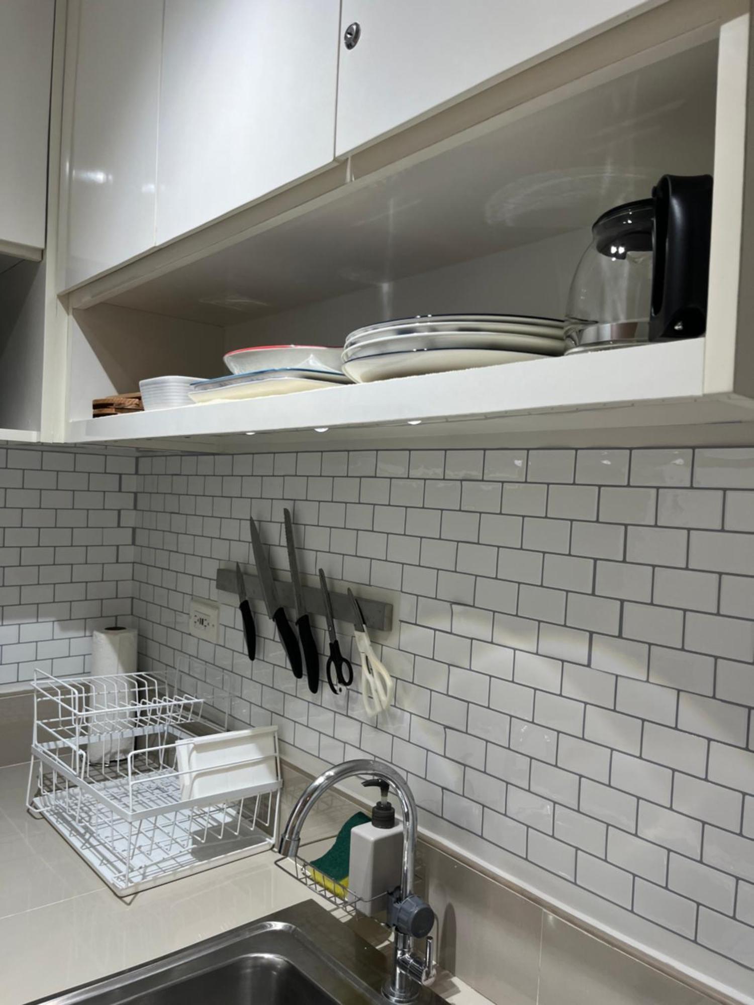 2br Fully Furnished Trees Residences Near Sm Fairview With Netflix And Karaoke Apartment